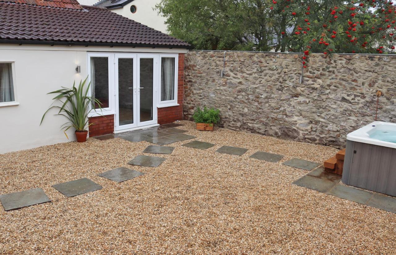 Pullman Cottage - The Culm Valley Inn Culmstock Buitenkant foto