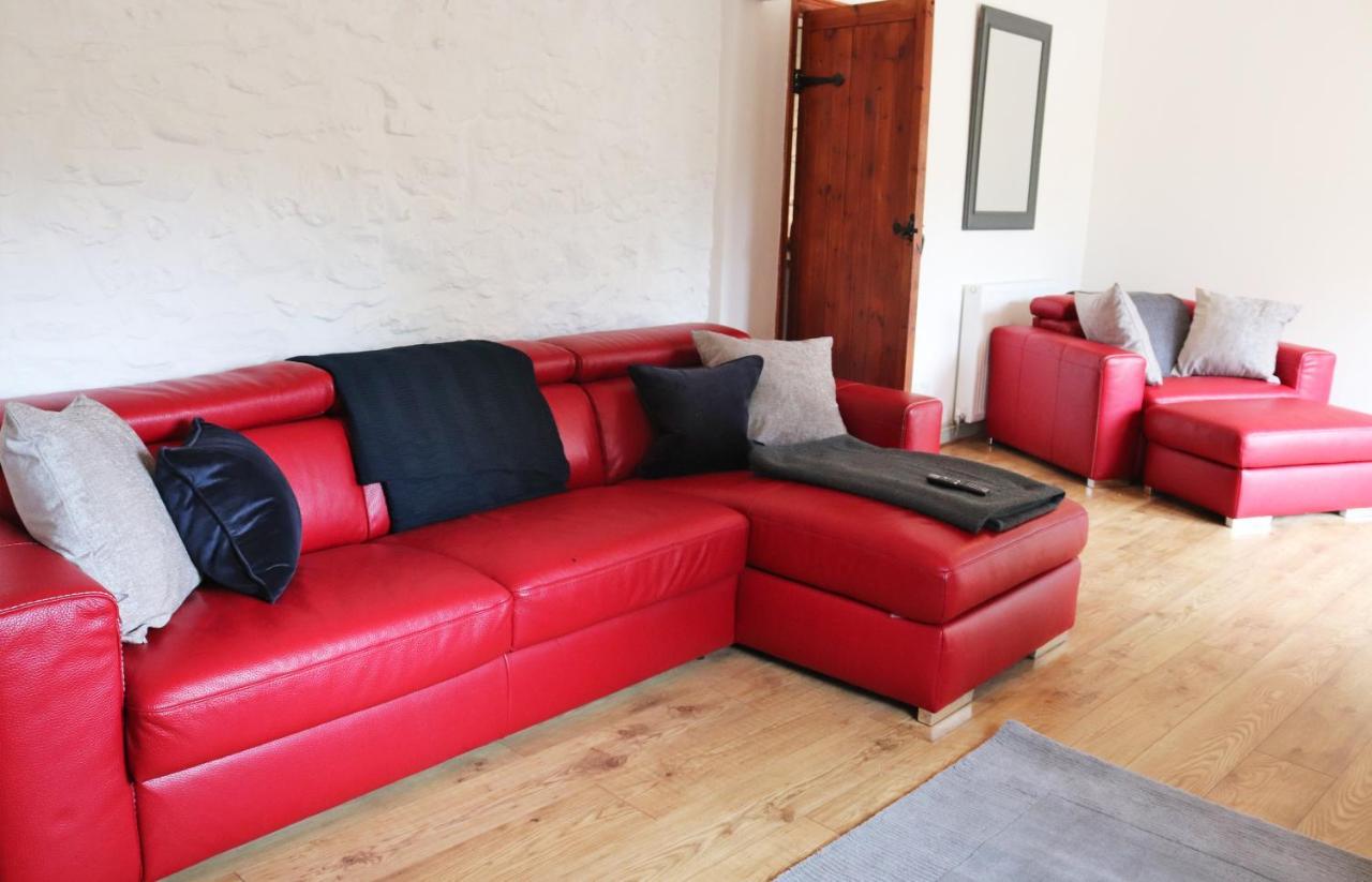 Pullman Cottage - The Culm Valley Inn Culmstock Buitenkant foto